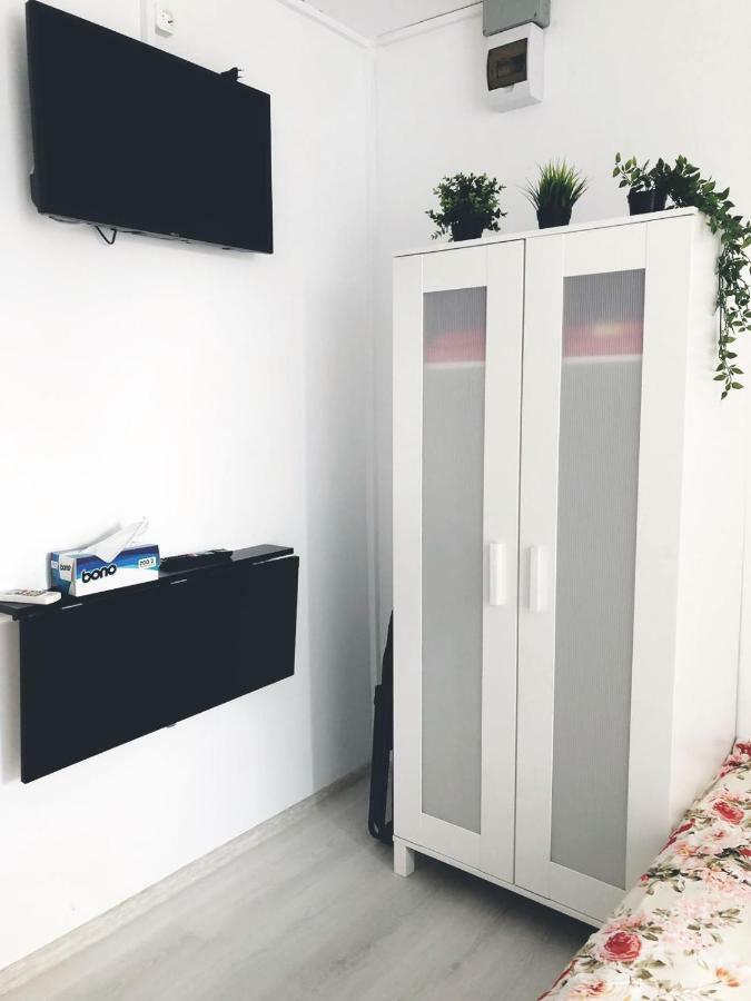 Studio Central Târgu Jiu Extérieur photo